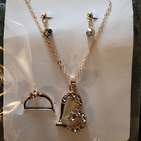 FASHION JEWELRY SET - Picture 3 of 4